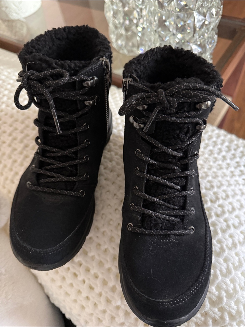 Skechers Black Lace-Up Sherpa Collar Ankle Boots